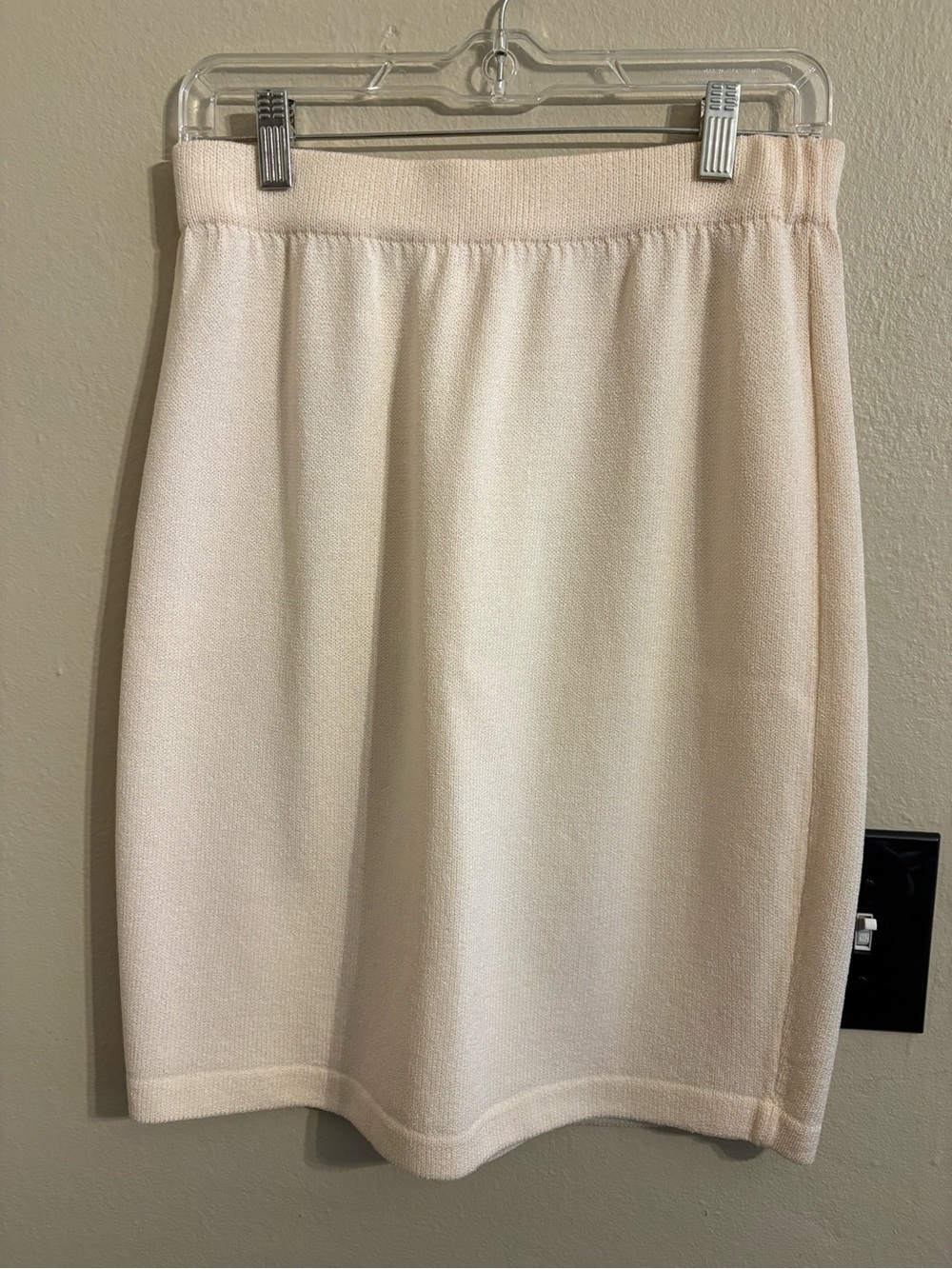 St. John Cream Knit Pencil Skirt